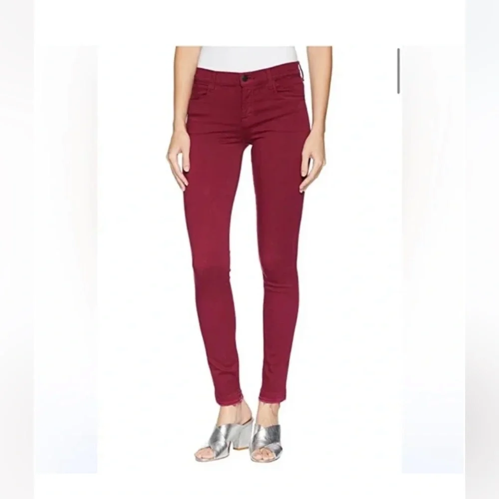 Worn once! J BRAND Photo Ready Deep Plum Skinny Jeans Raw Hem Perfect condition - Picture 1 of 15